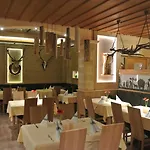 Jaegerhof فندق 3*