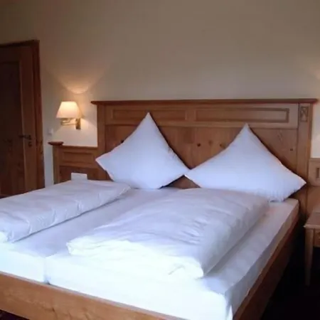 Hotel Jaegerhof 3*