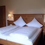 Otel Jaegerhof 3*
