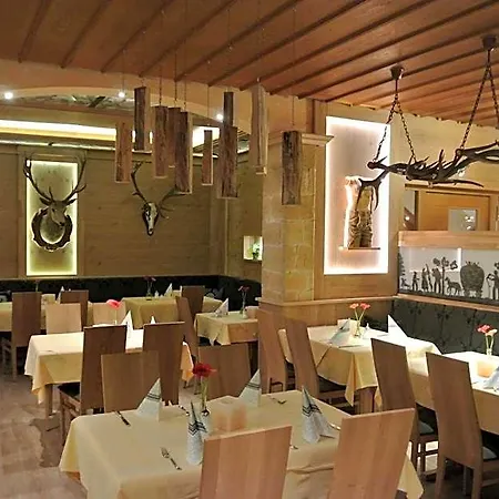 Jaegerhof فندق